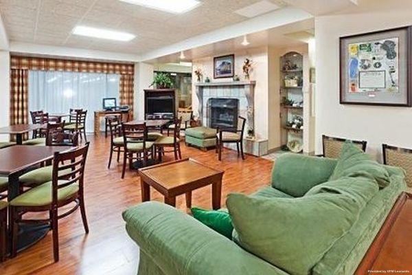 Mountain Inn and Suites (Erwin)